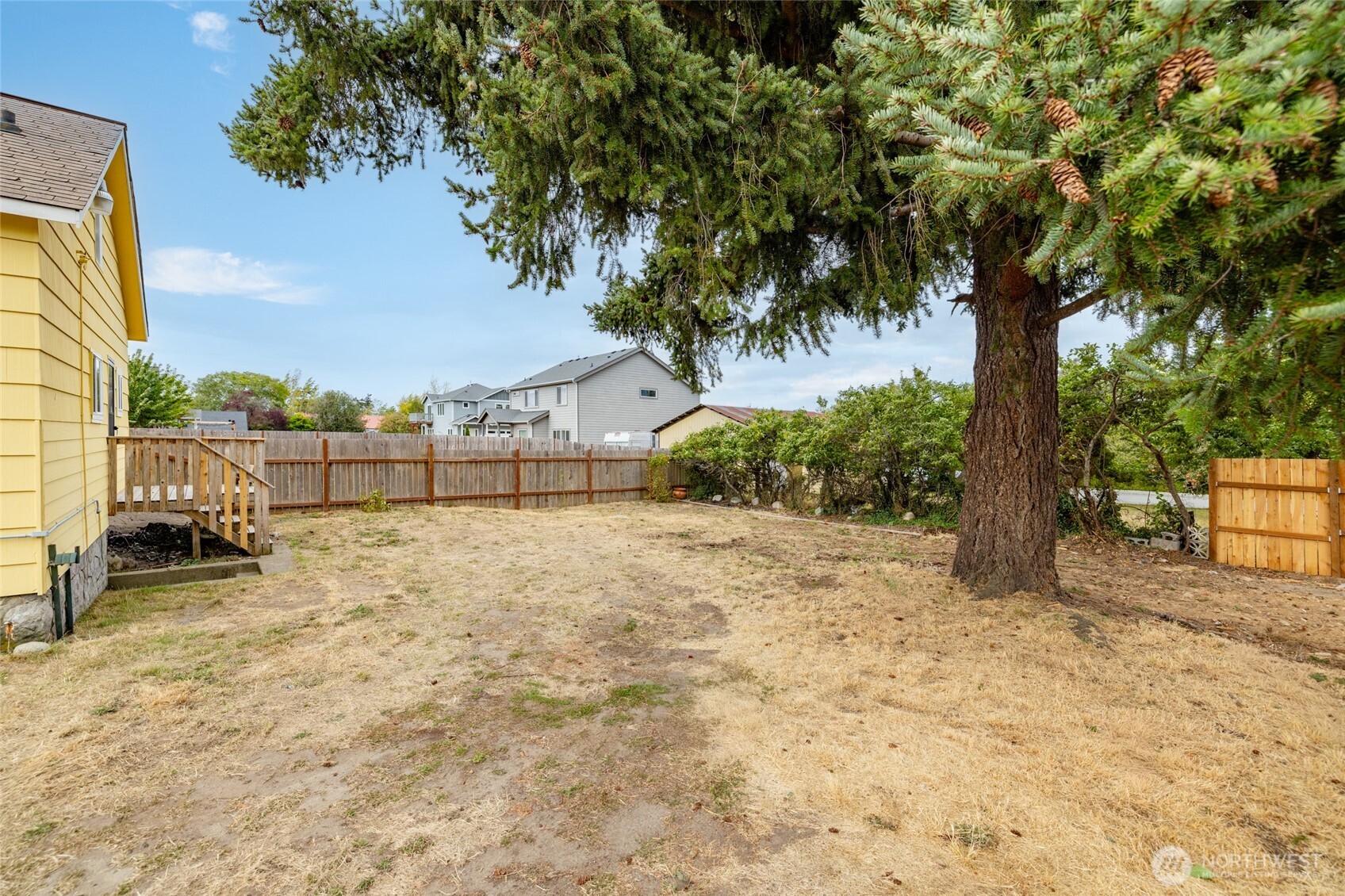 1442 E Whidbey Avenue