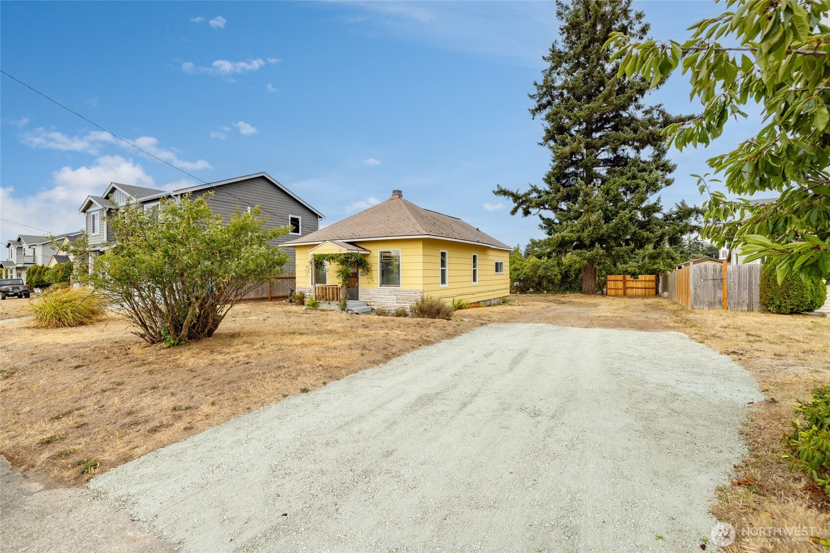 1442 E Whidbey Avenue