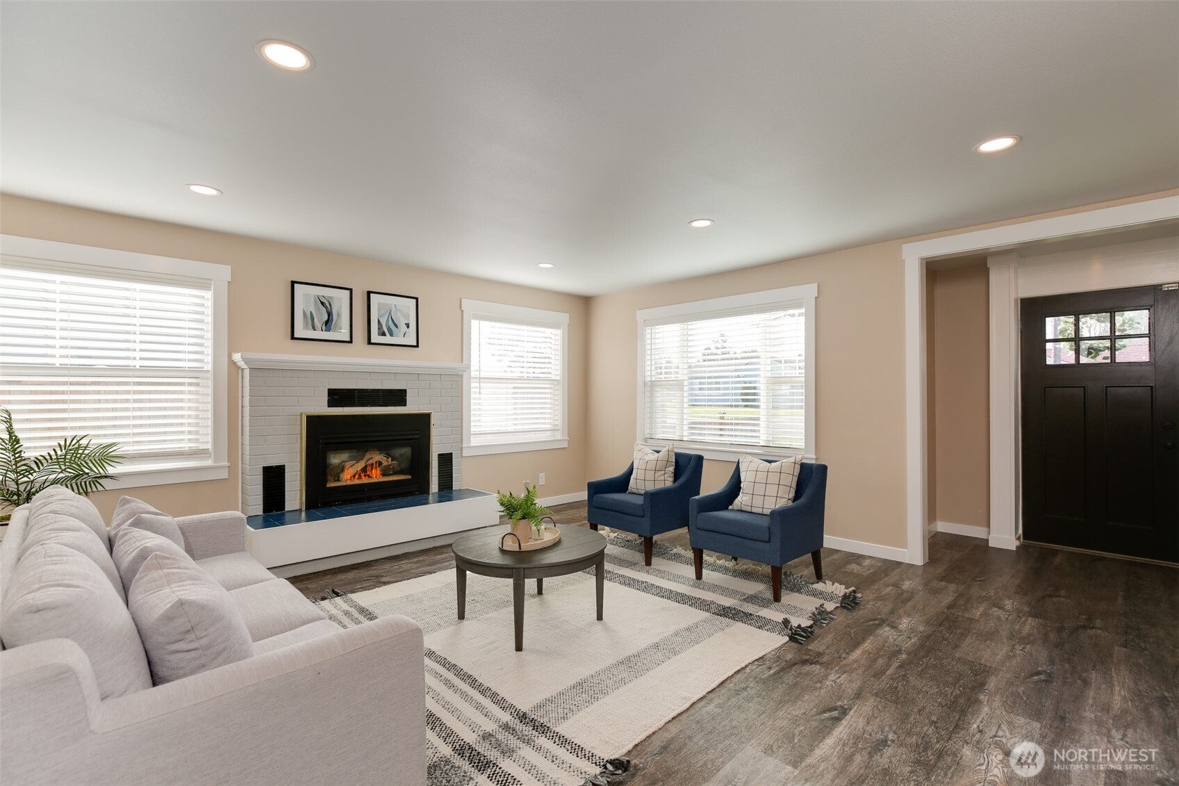 950 SE 4th Avenue