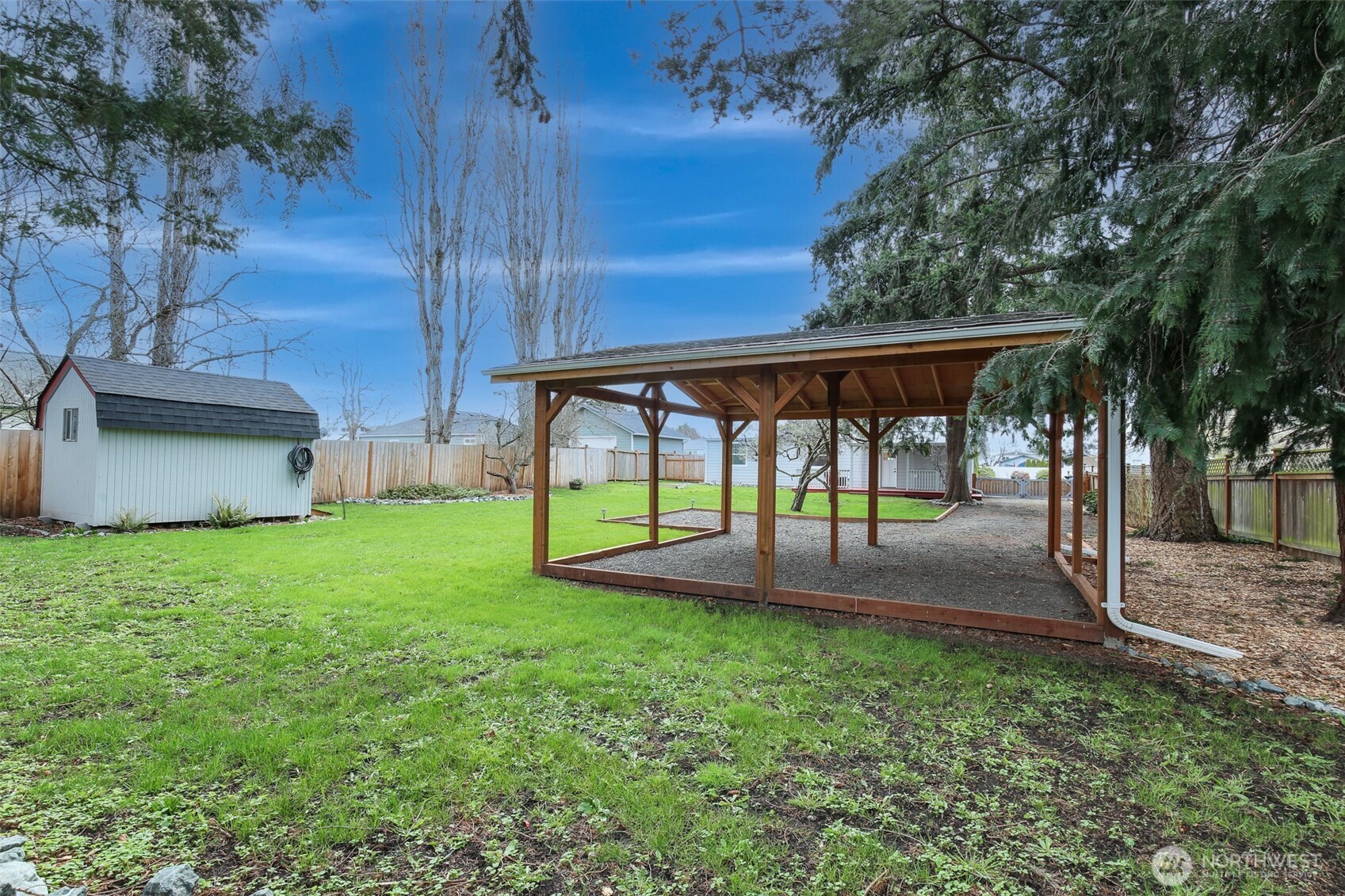 950 SE 4th Avenue