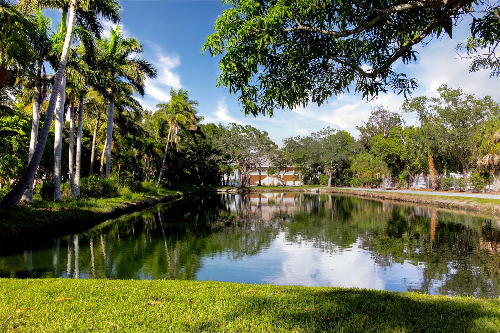 4324 14TH STREET CIRCLE