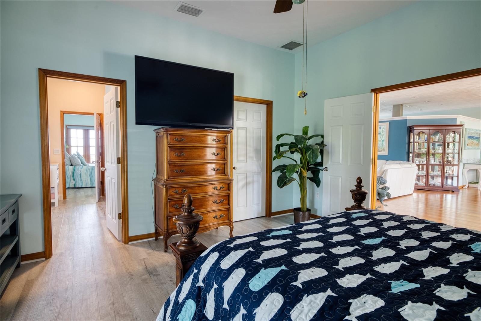 4324 14TH STREET CIRCLE