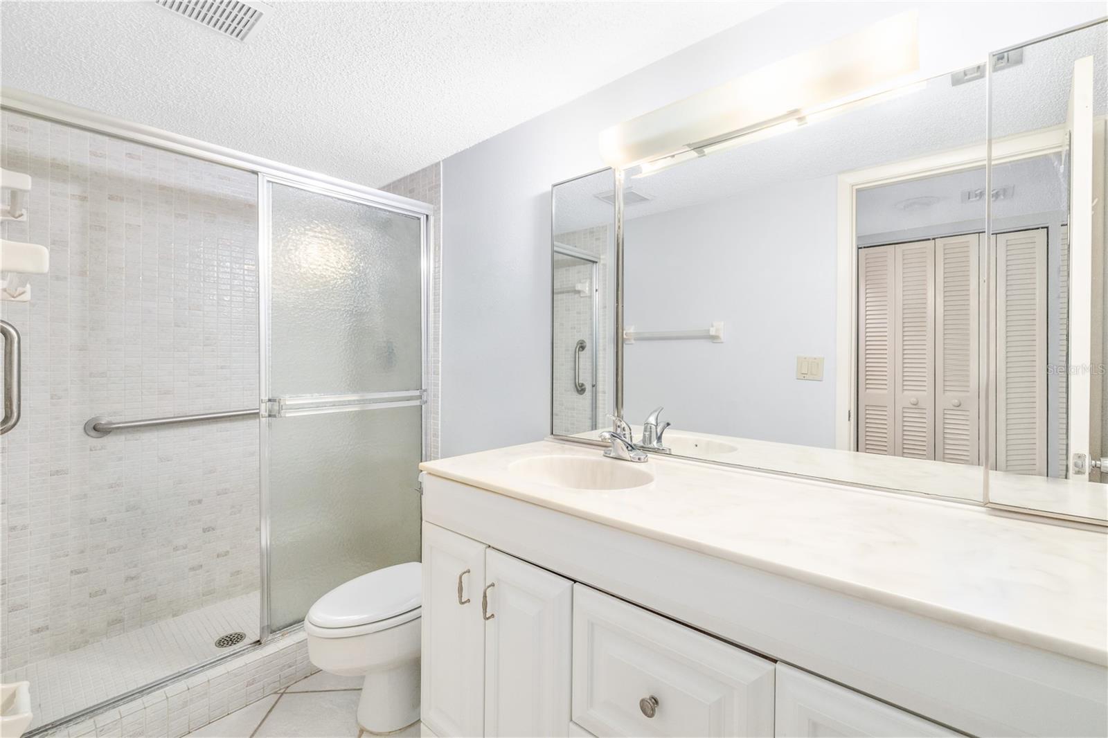 2644 CLUBHOUSE DR #101