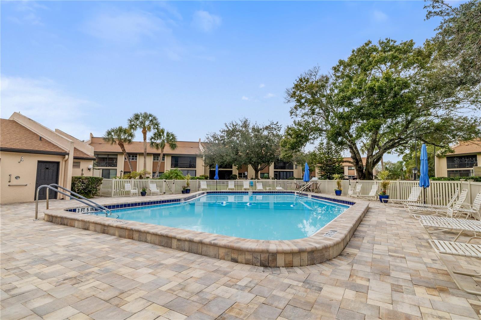 2644 CLUBHOUSE DR #101