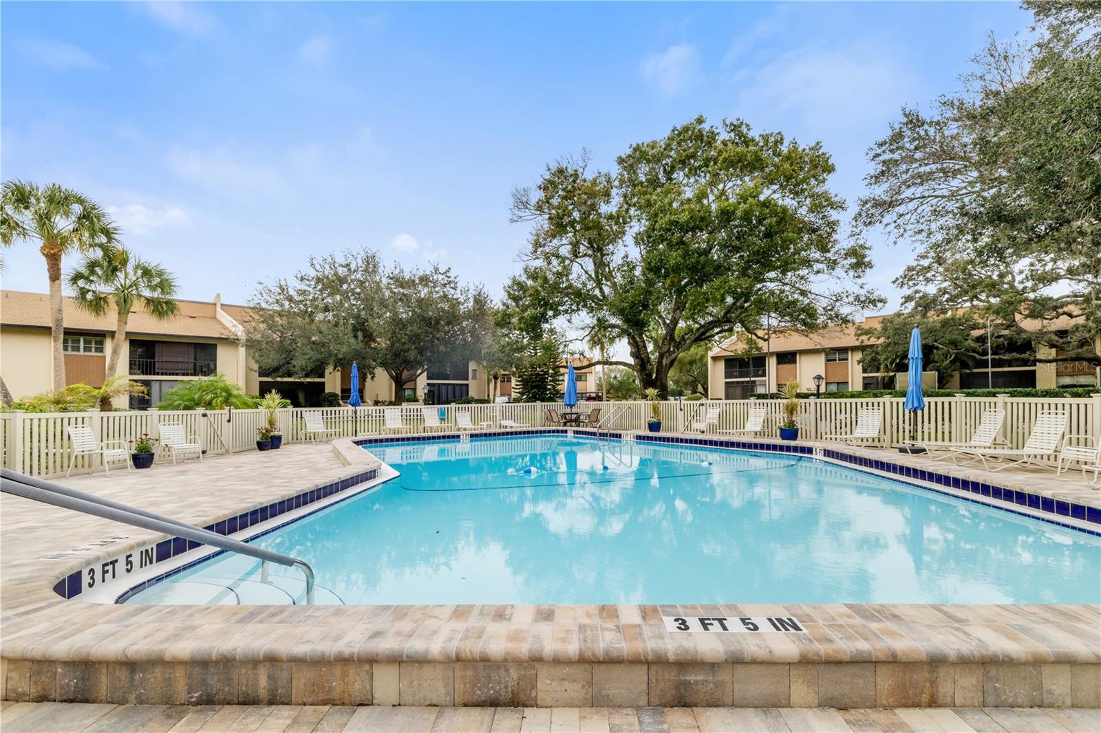 2644 CLUBHOUSE DR #101