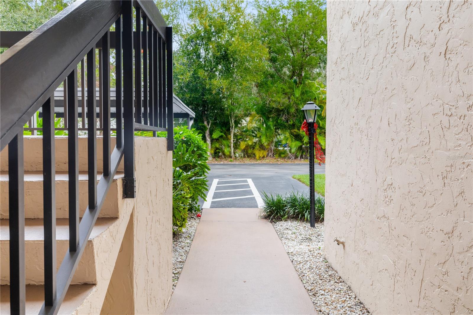 2644 CLUBHOUSE DR #101