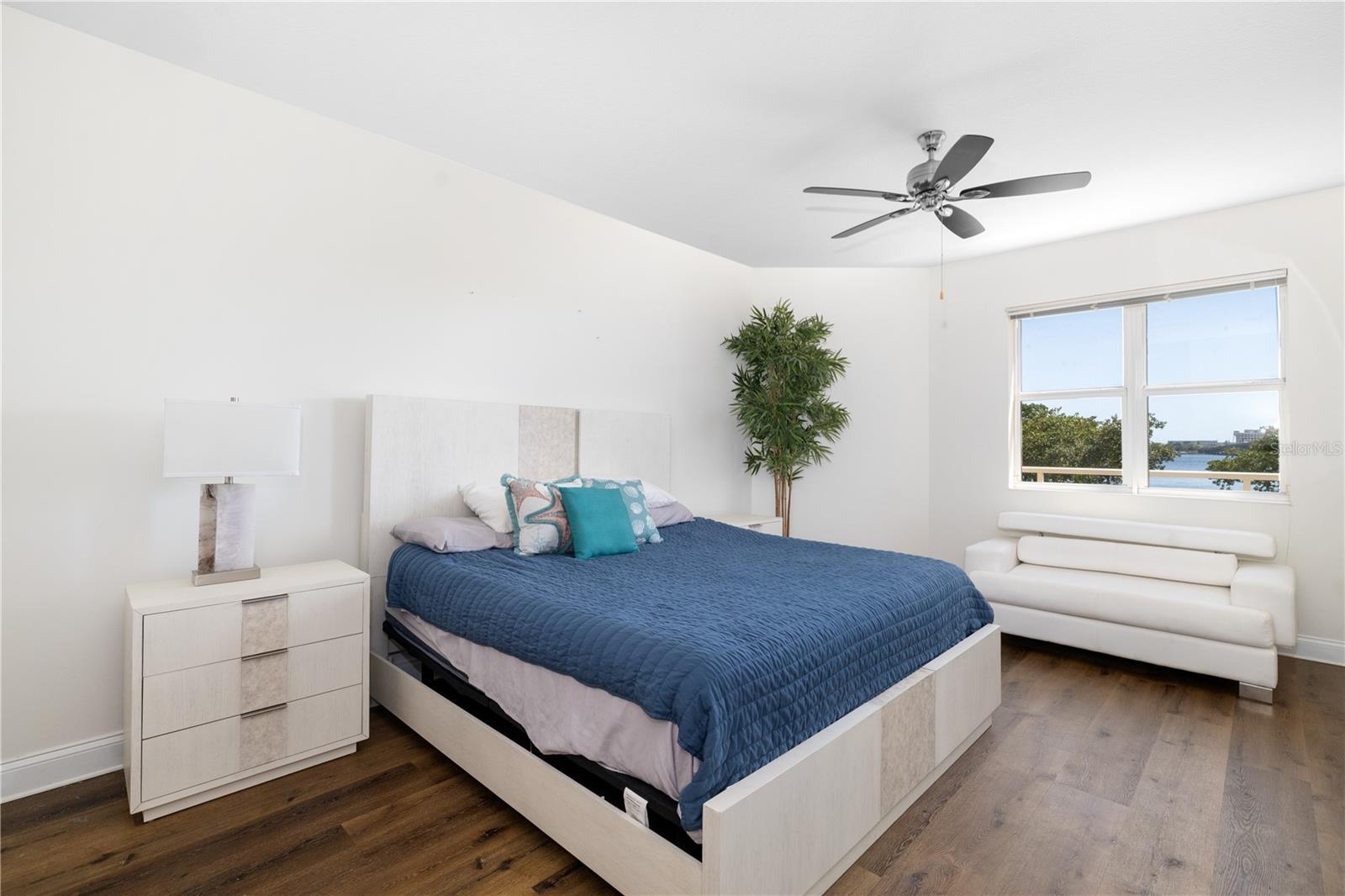 611 RIVIERA DUNES WAY #108