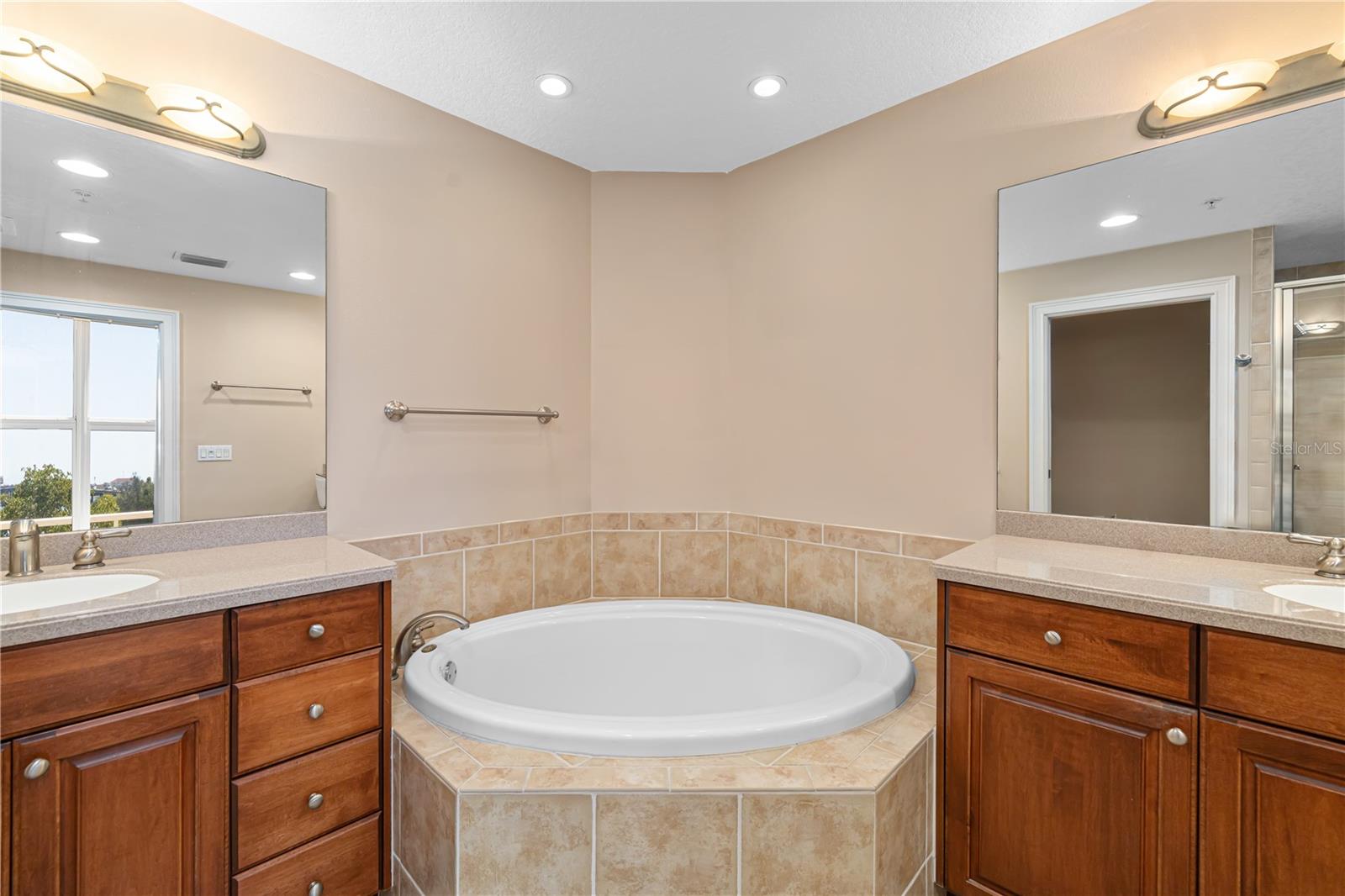 611 RIVIERA DUNES WAY #108