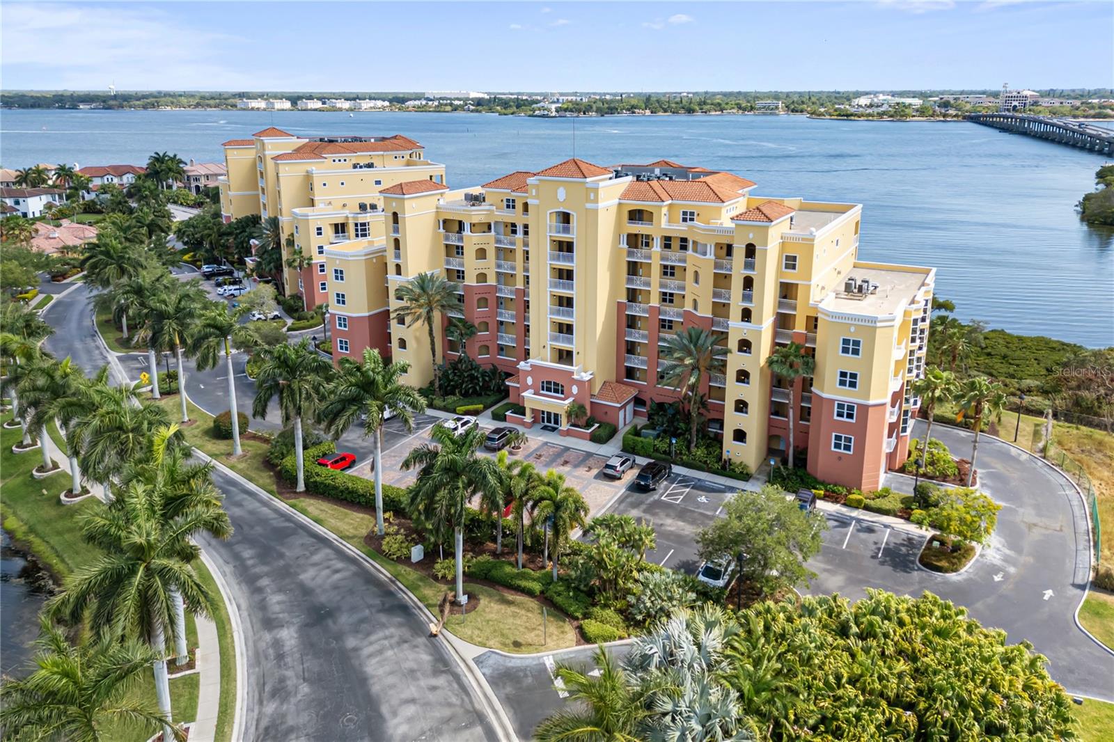 611 RIVIERA DUNES WAY #108