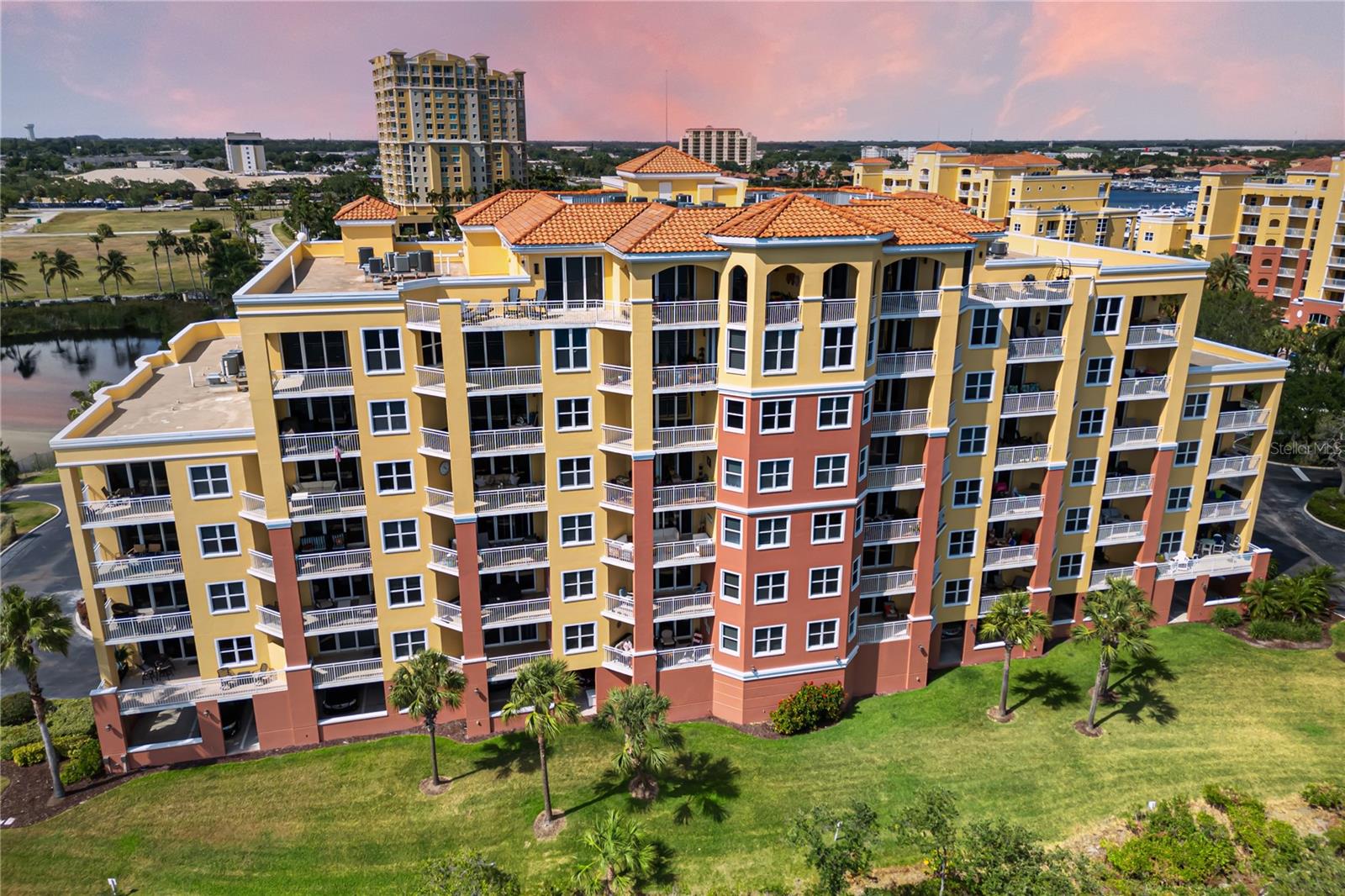 611 RIVIERA DUNES WAY #108