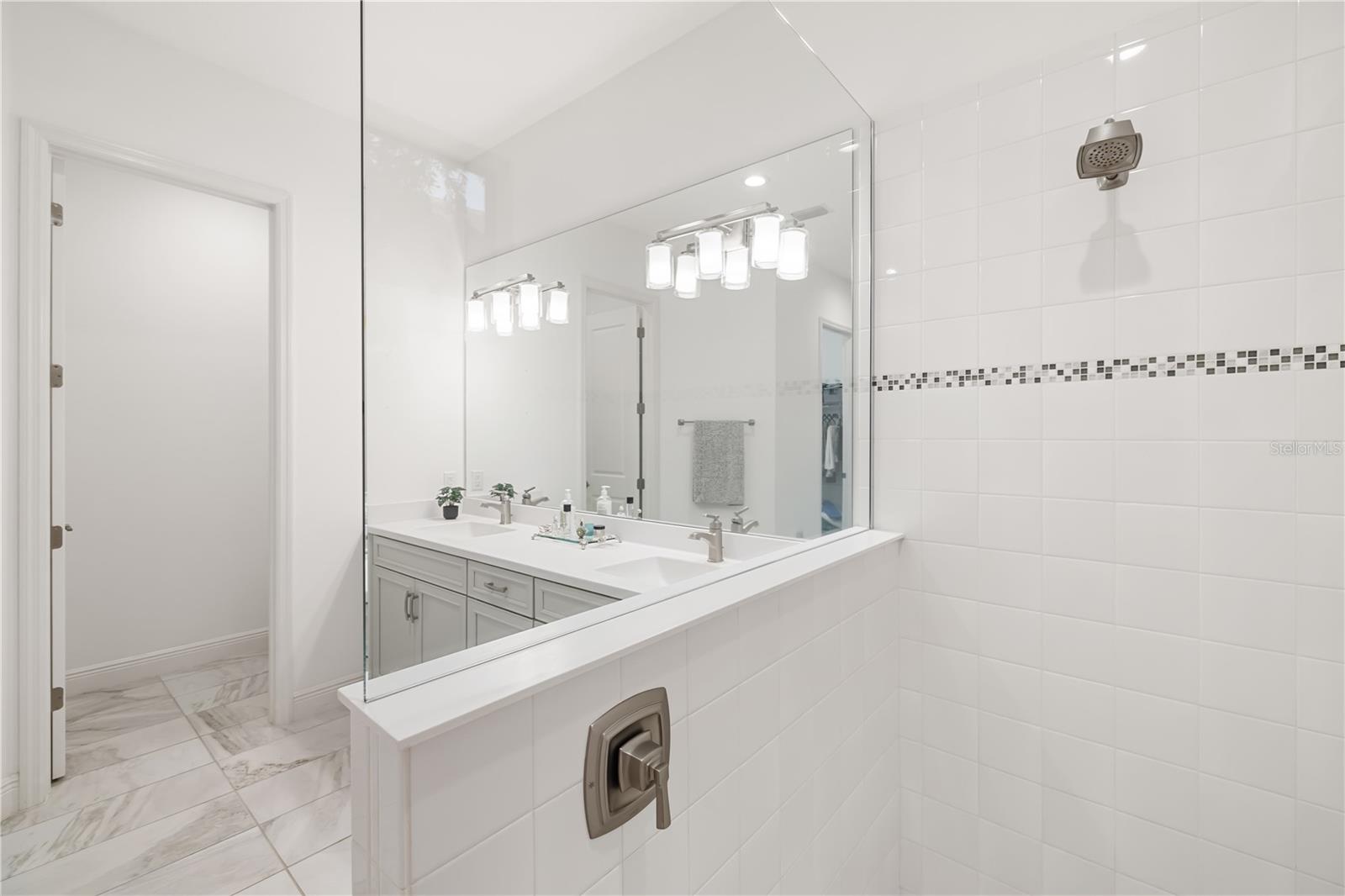 15520 CASTLE PARK TER