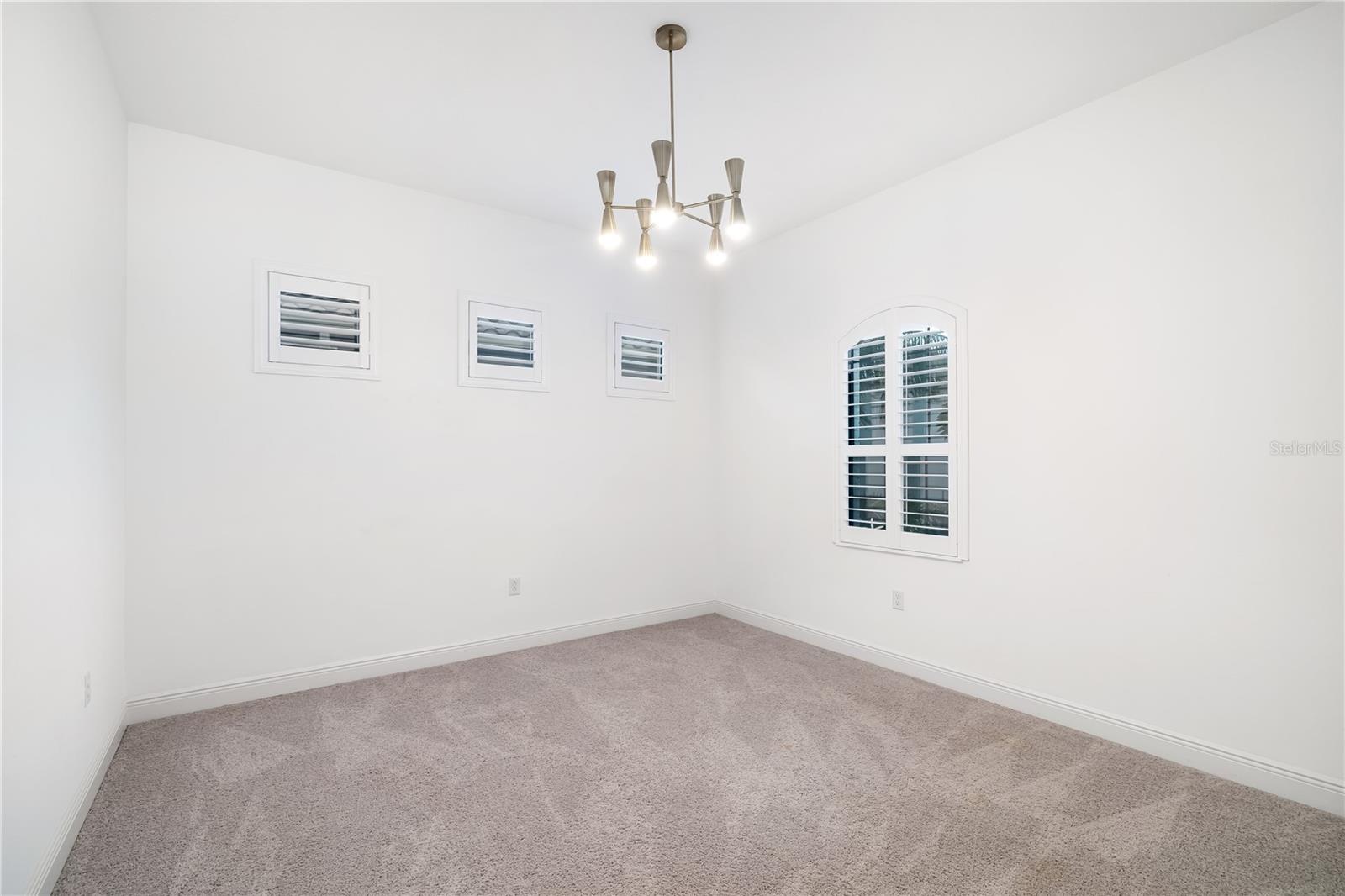 15520 CASTLE PARK TER
