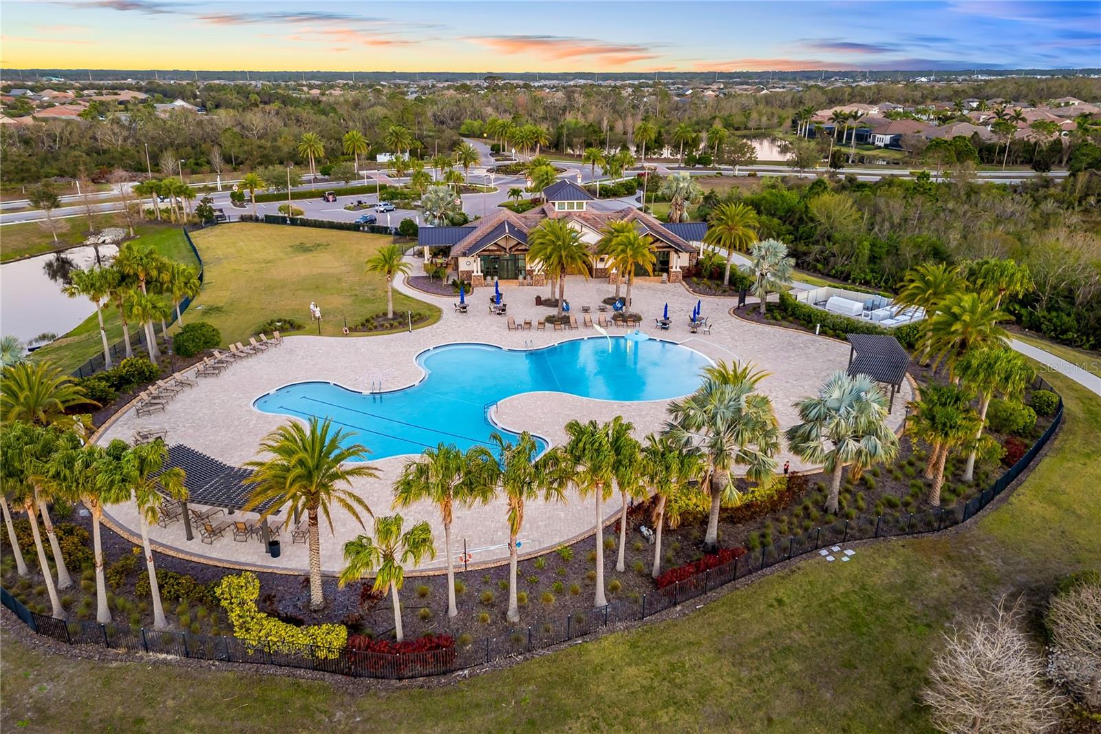 15520 CASTLE PARK TER