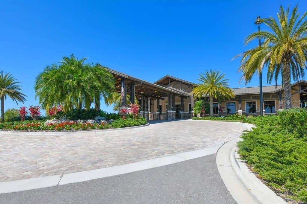 15520 CASTLE PARK TER
