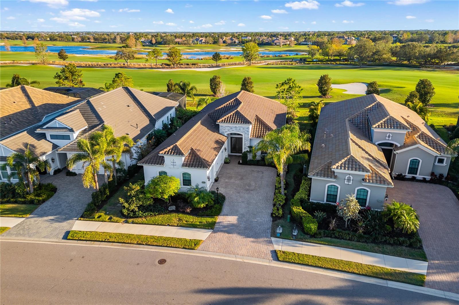 15520 CASTLE PARK TER