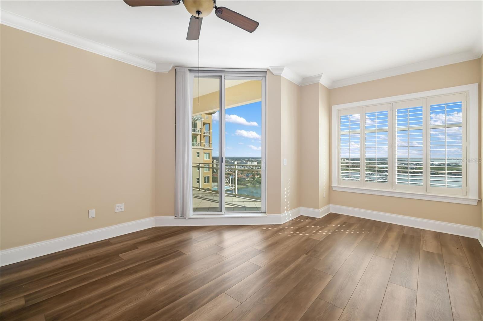 130 RIVIERA DUNES WAY #1201