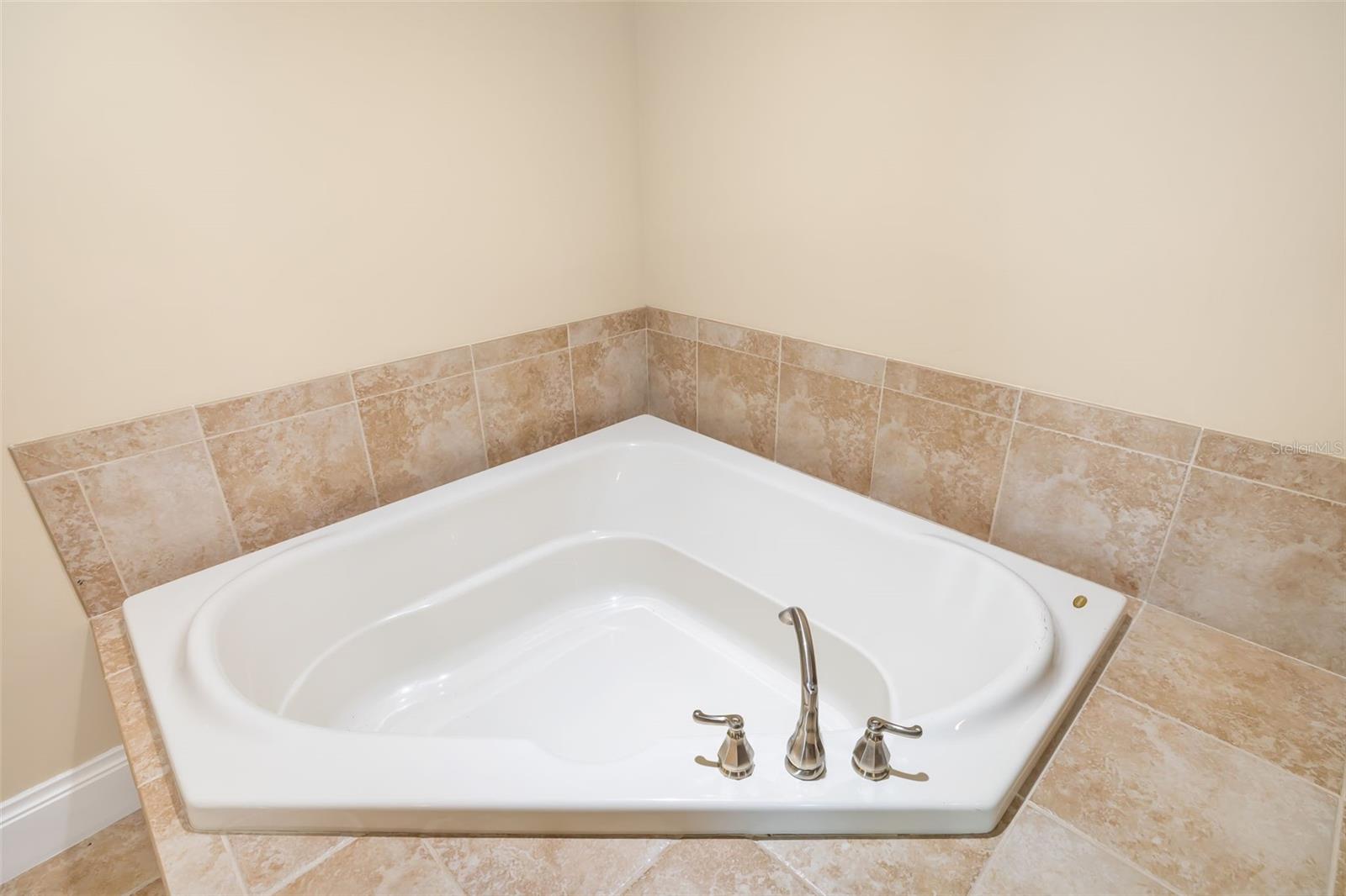 130 RIVIERA DUNES WAY #1201