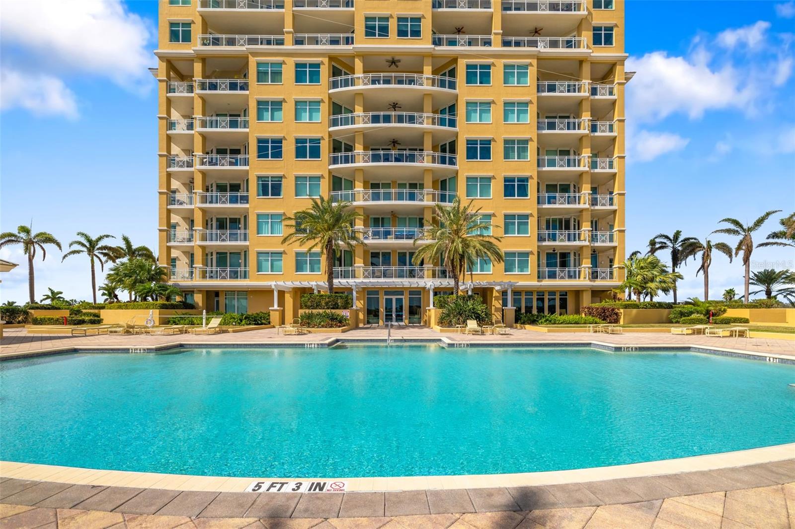 130 RIVIERA DUNES WAY #902