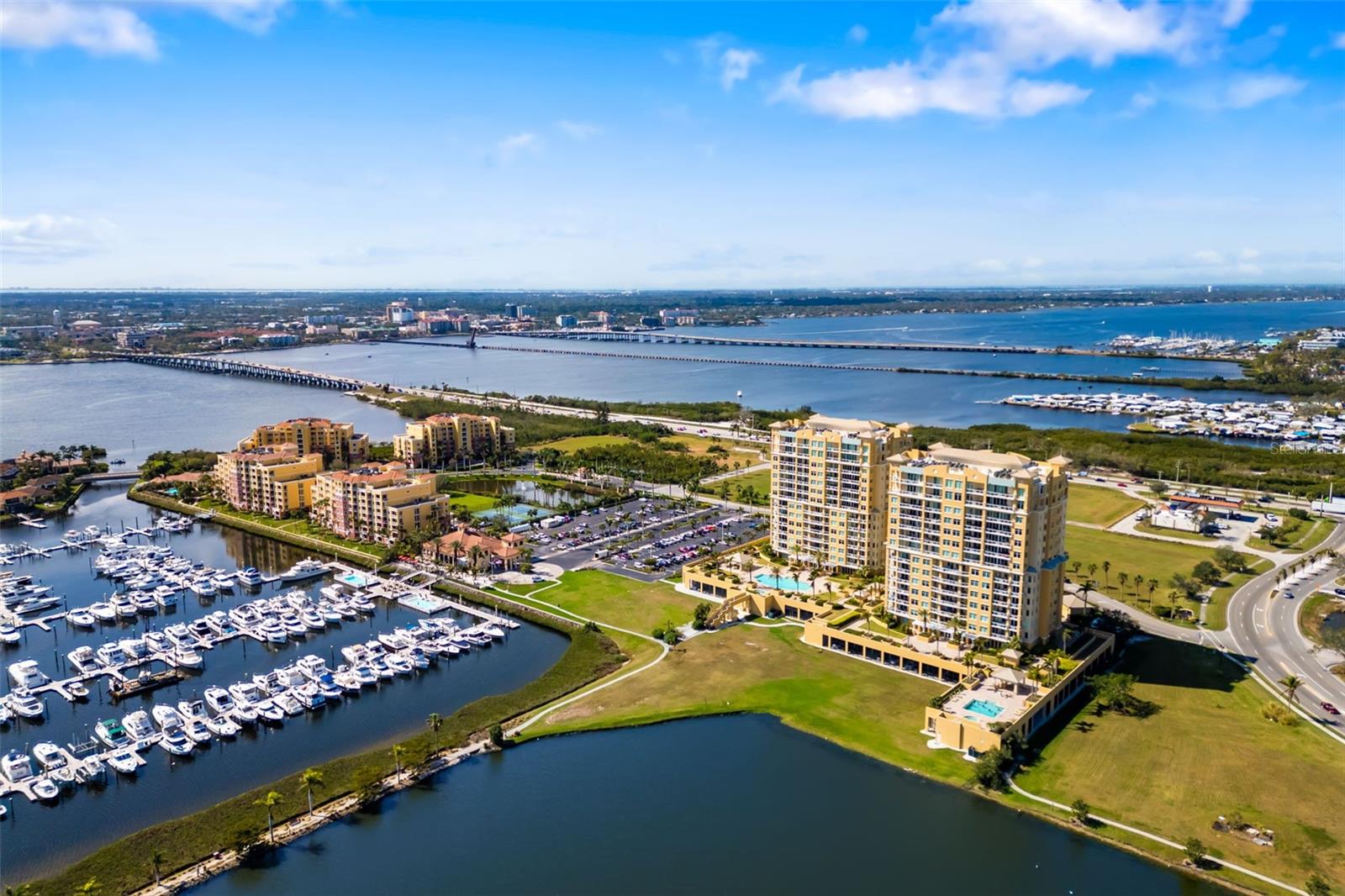130 RIVIERA DUNES WAY #902