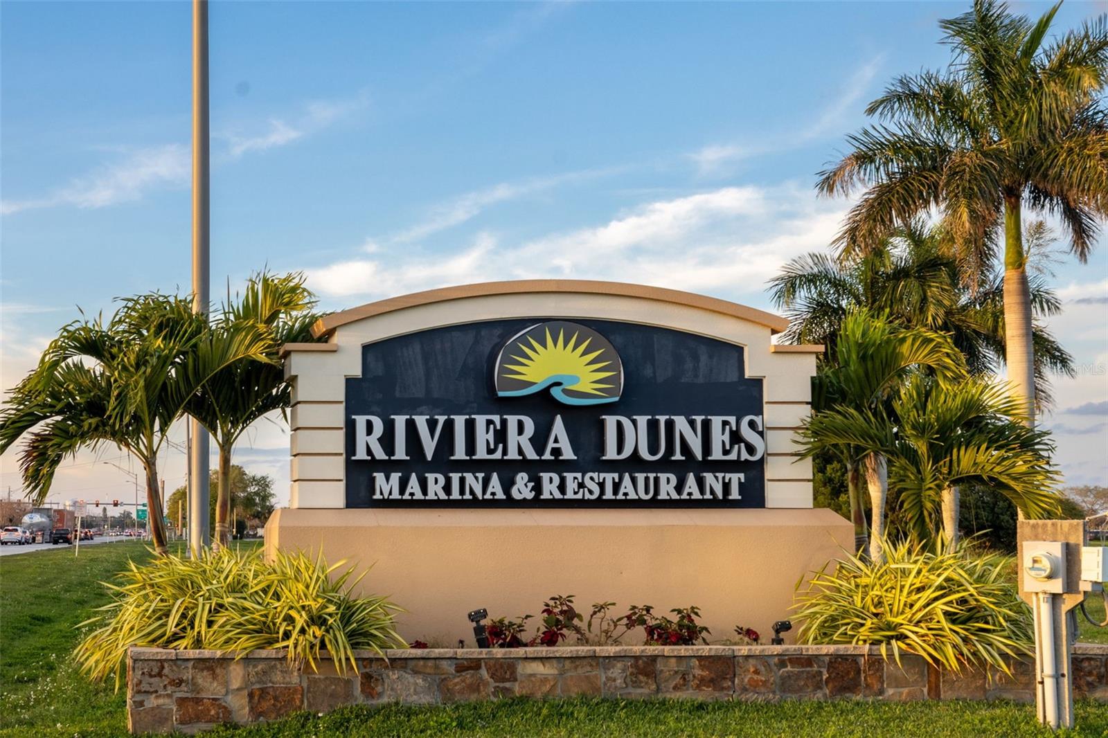 130 RIVIERA DUNES WAY #902