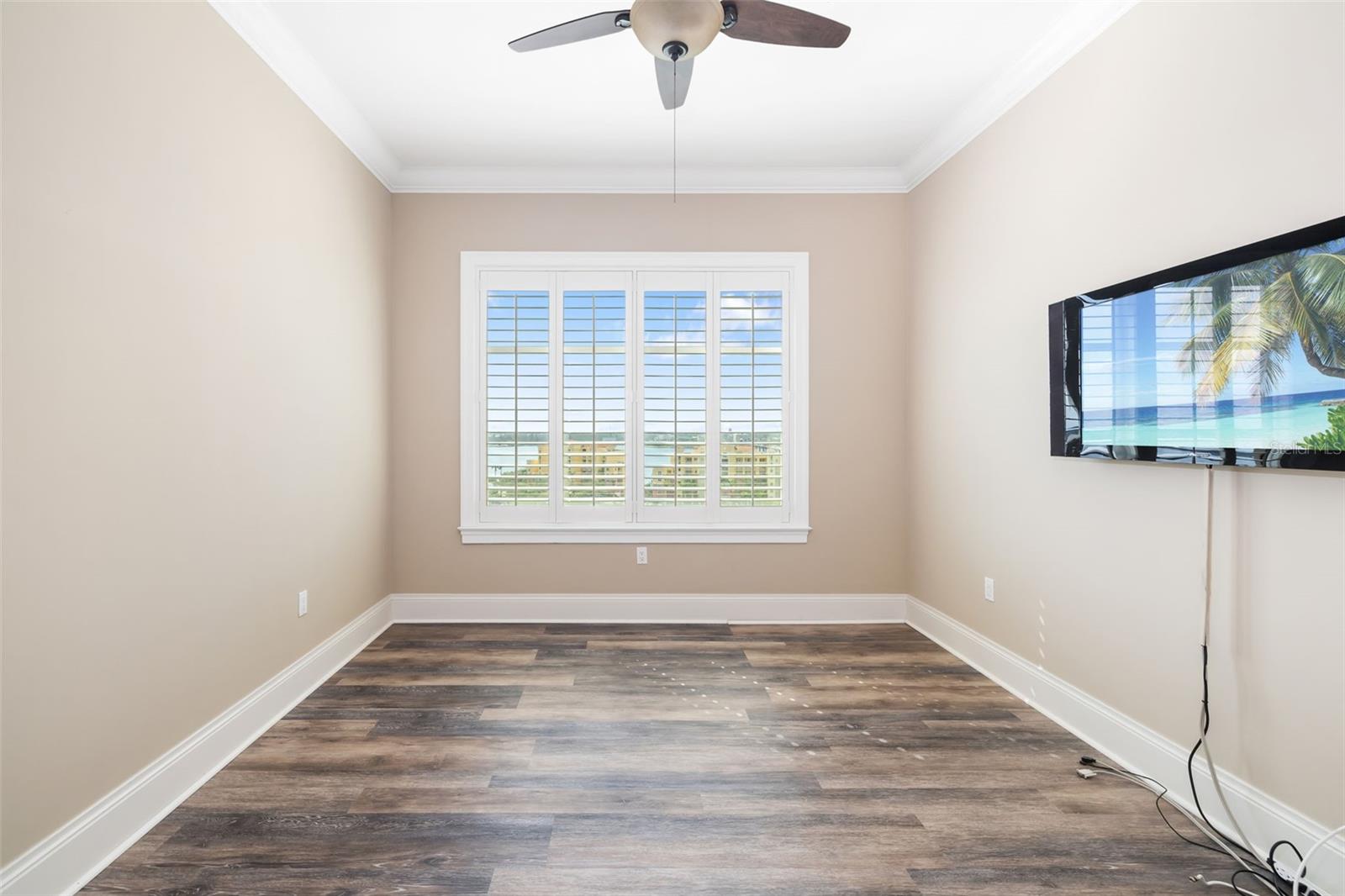 130 RIVIERA DUNES WAY #902