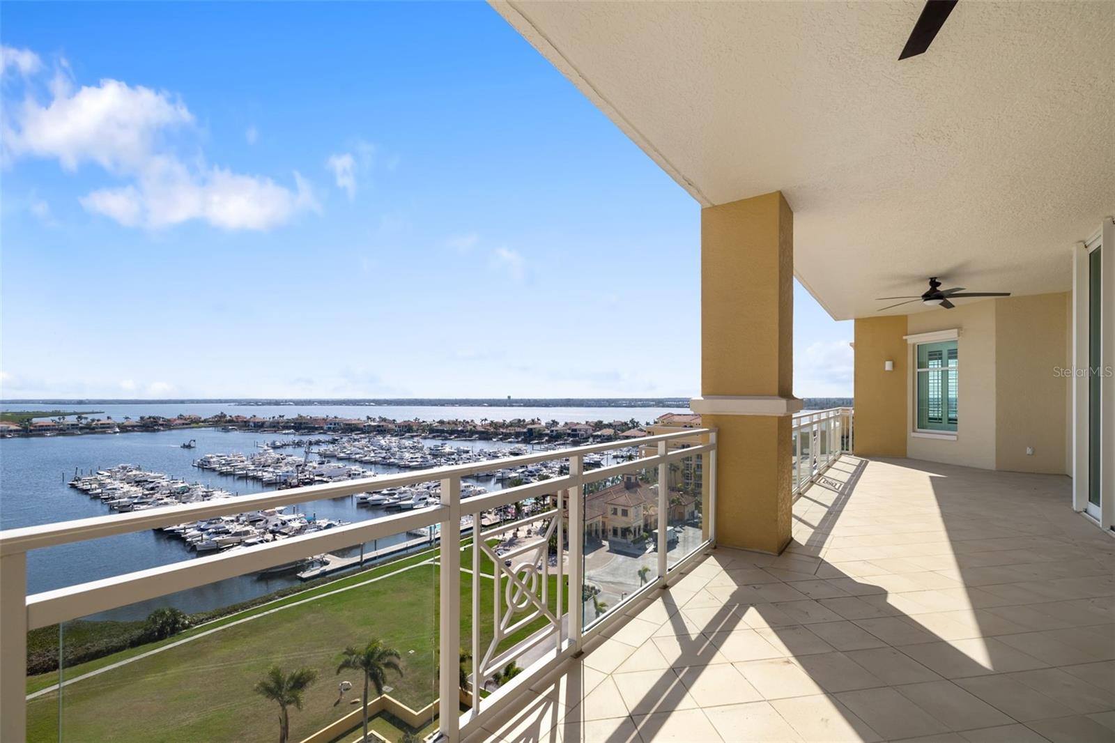 130 RIVIERA DUNES WAY #902