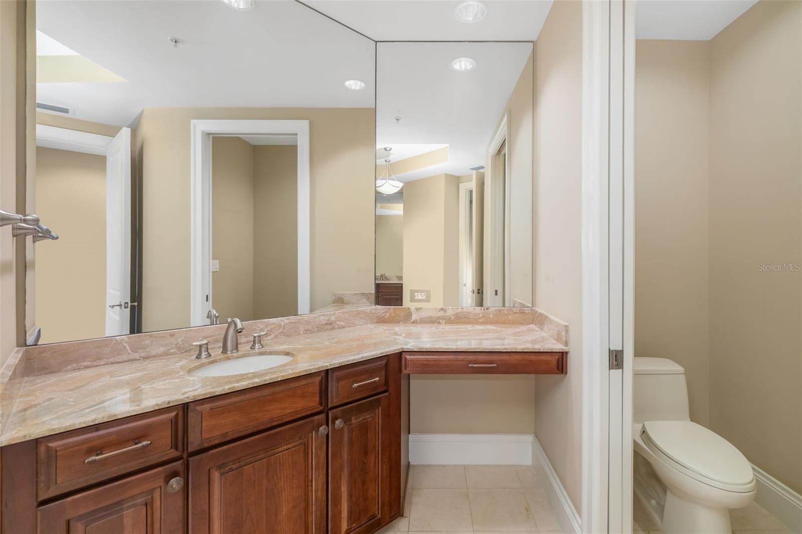 130 RIVIERA DUNES WAY #902