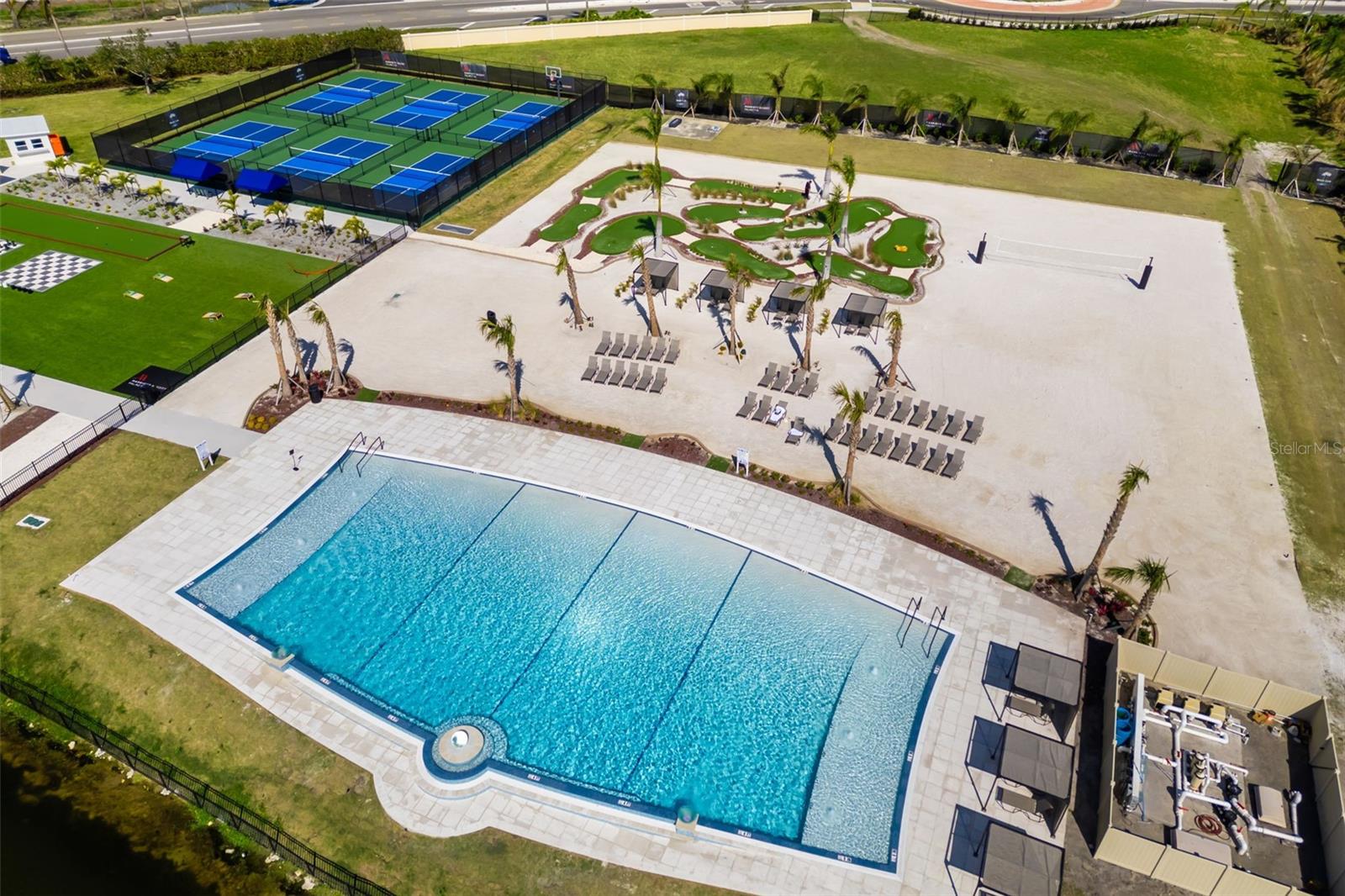 130 RIVIERA DUNES WAY #902