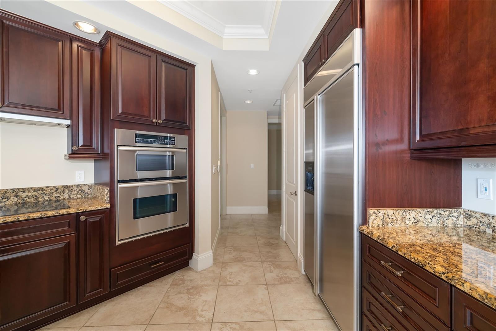 130 RIVIERA DUNES WAY #902