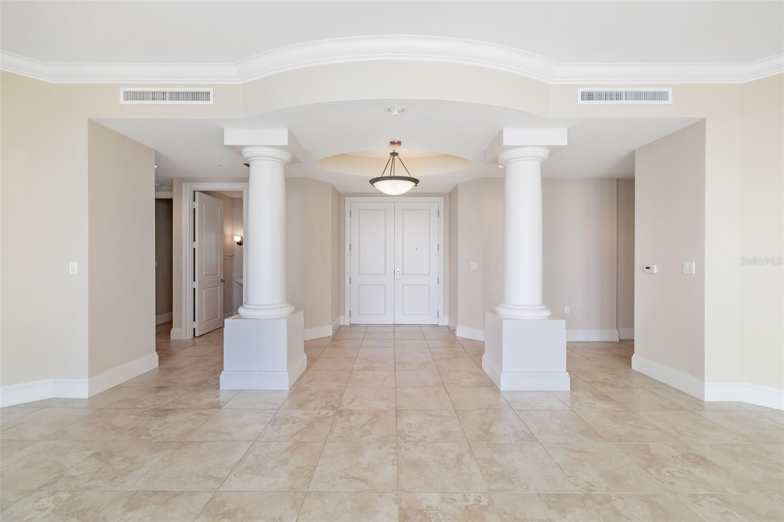 130 RIVIERA DUNES WAY #902