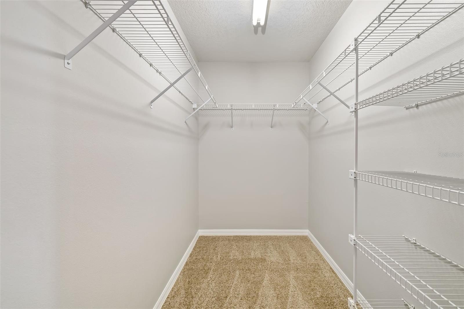 2608 EDGEWATER CT
