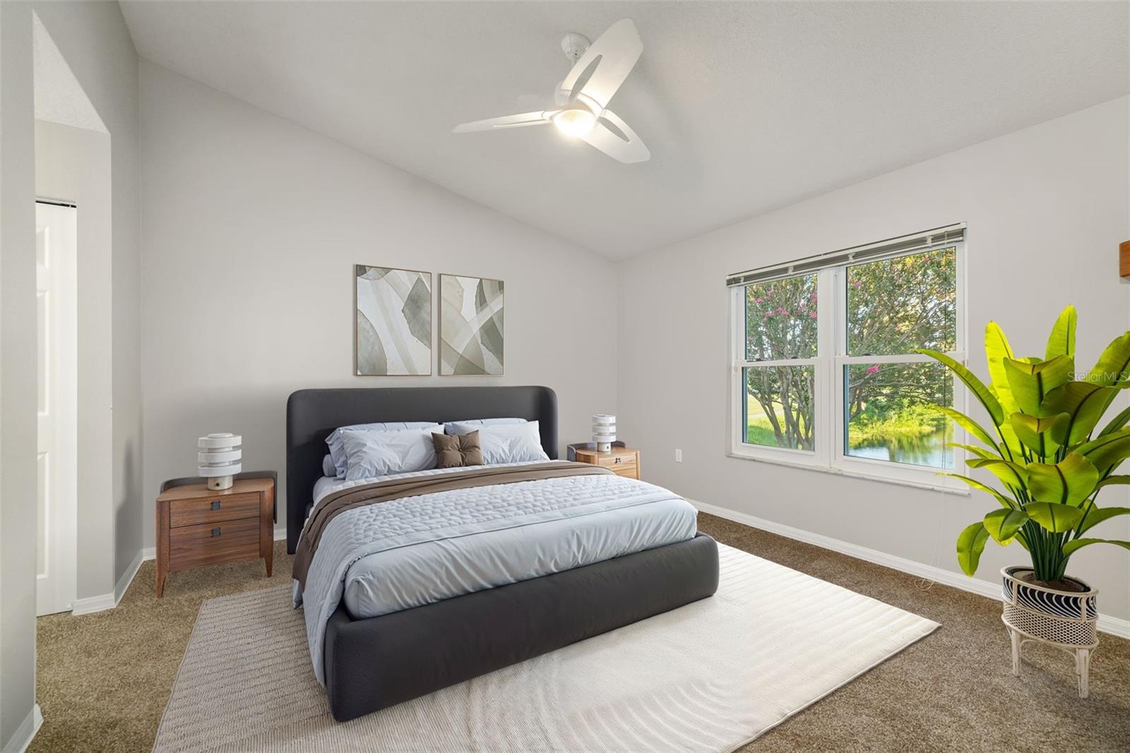 2608 EDGEWATER CT