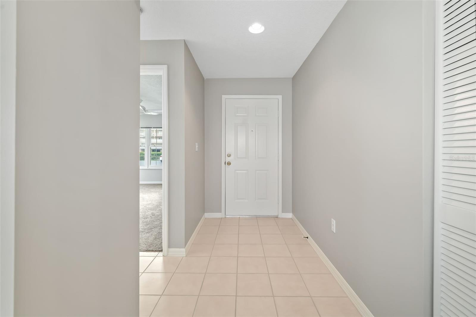 2608 EDGEWATER CT