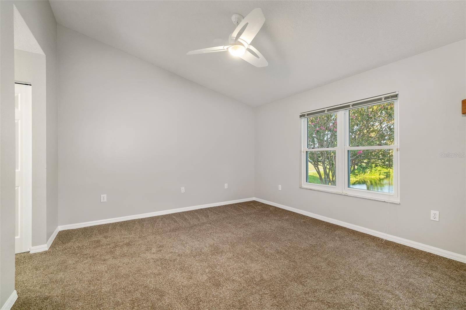 2608 EDGEWATER CT