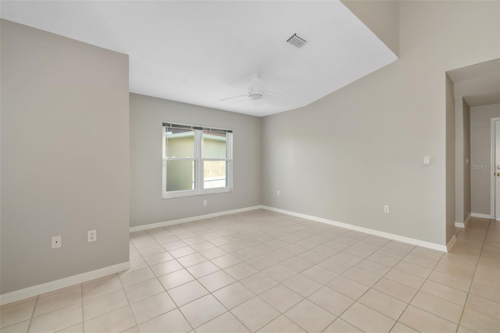 2608 EDGEWATER CT