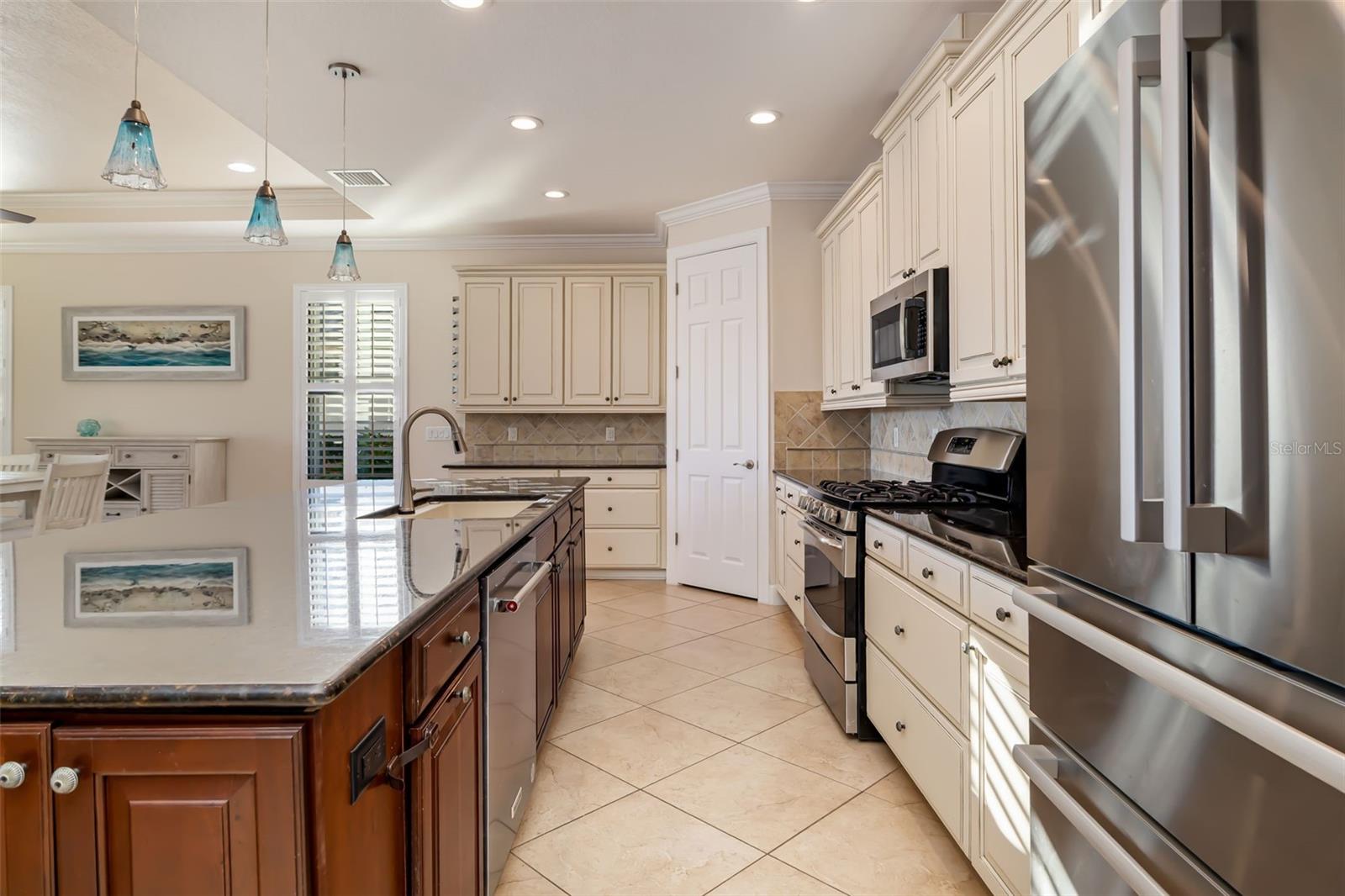 12729 DEL CORSO LOOP