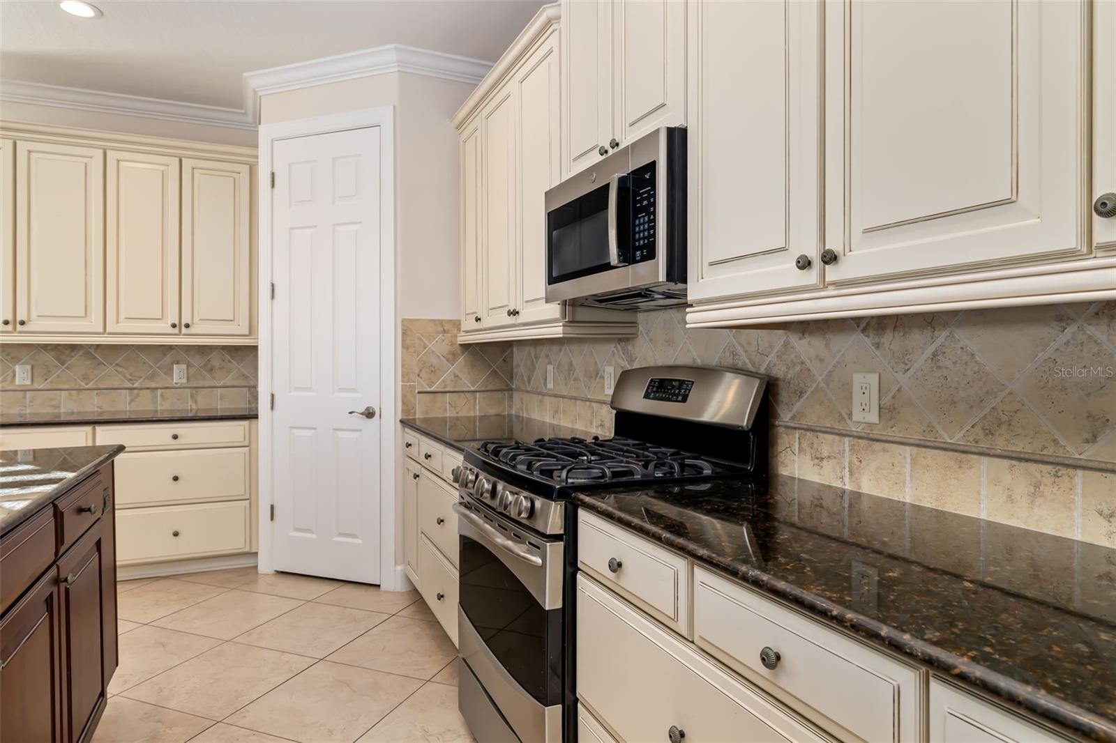 12729 DEL CORSO LOOP