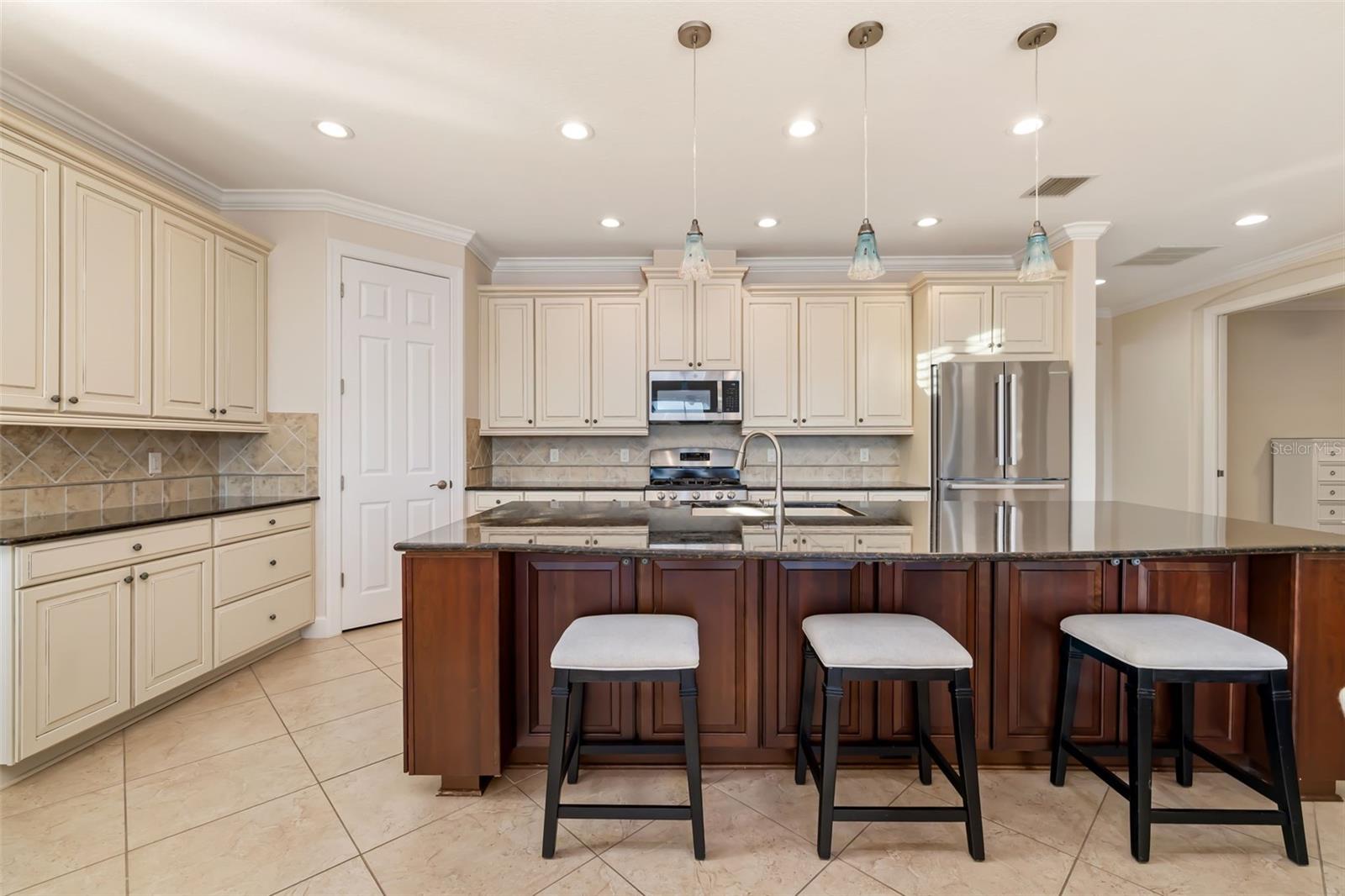 12729 DEL CORSO LOOP