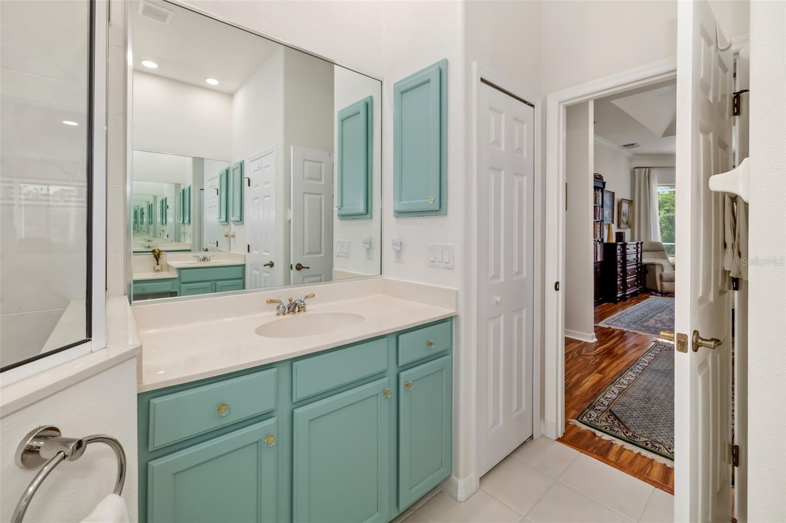 6413 GRAND POINT AVE