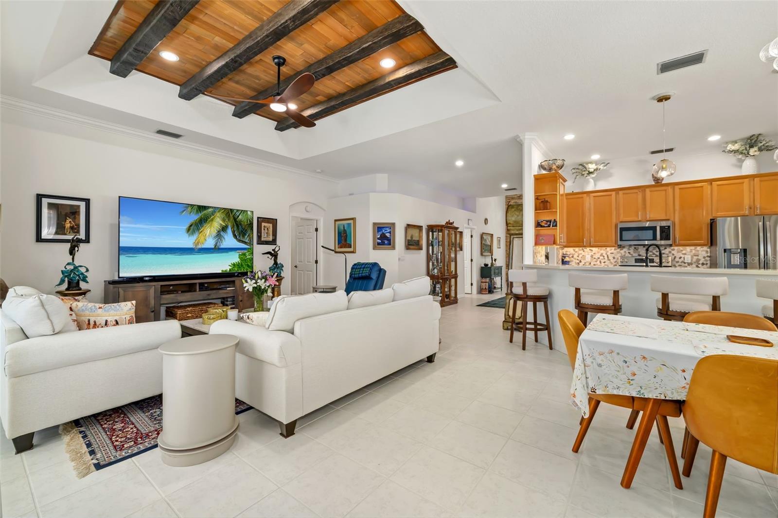 6413 GRAND POINT AVE