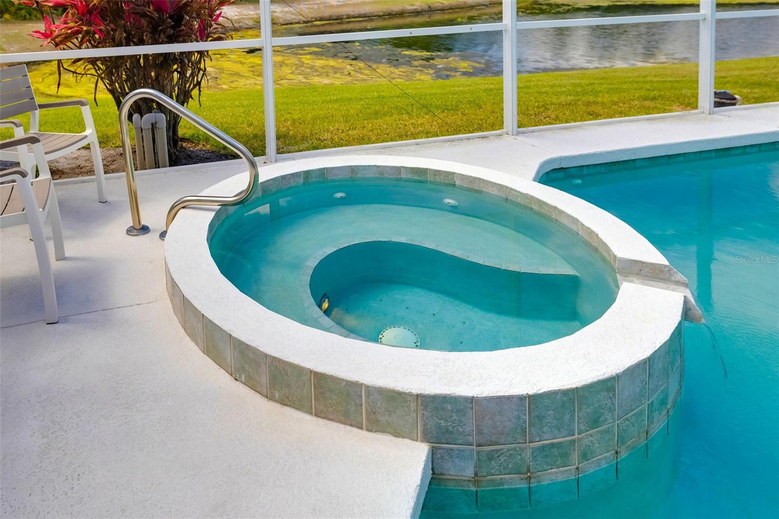 6413 GRAND POINT AVE