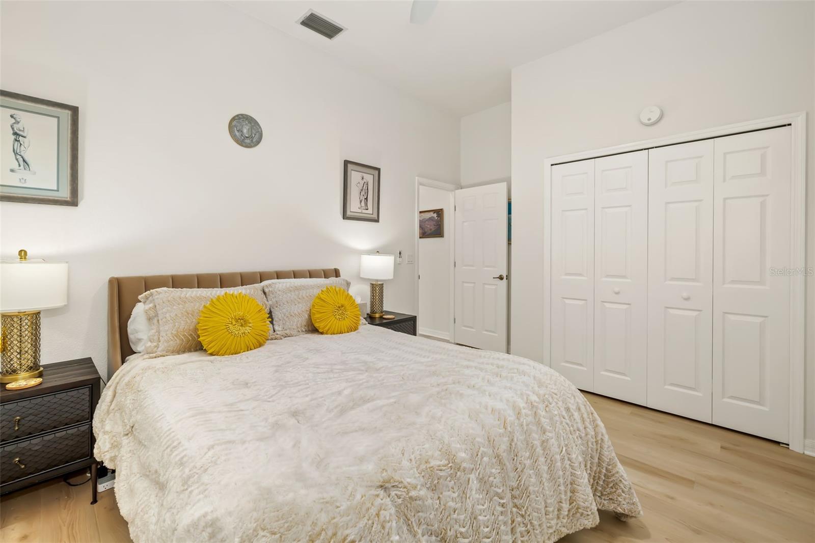 6413 GRAND POINT AVE