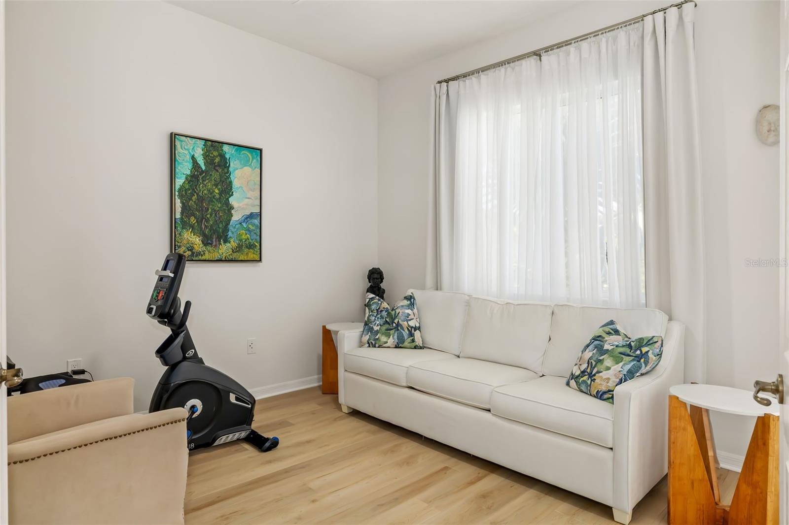 6413 GRAND POINT AVE