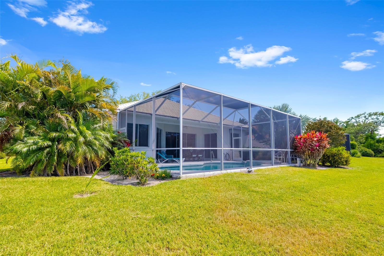 6413 GRAND POINT AVE