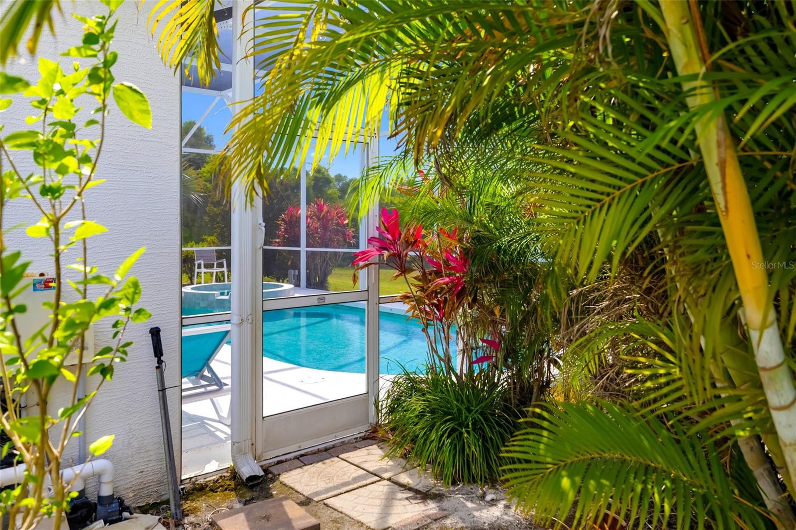 6413 GRAND POINT AVE