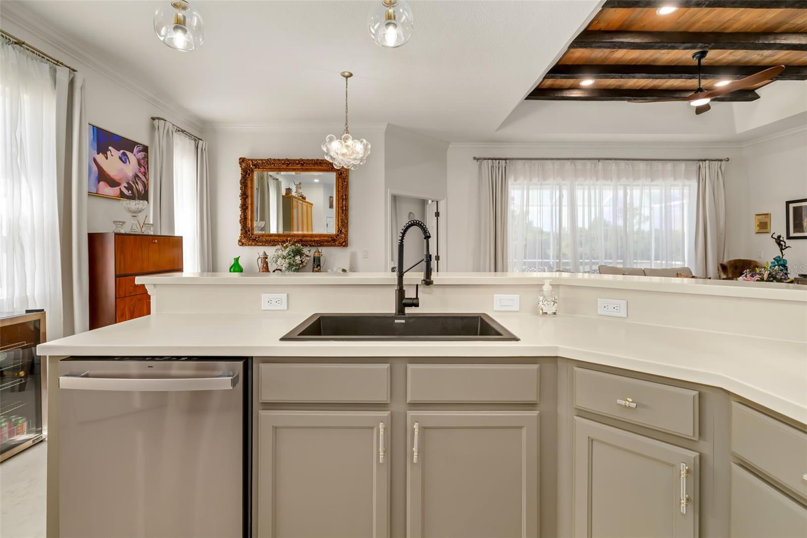 6413 GRAND POINT AVE