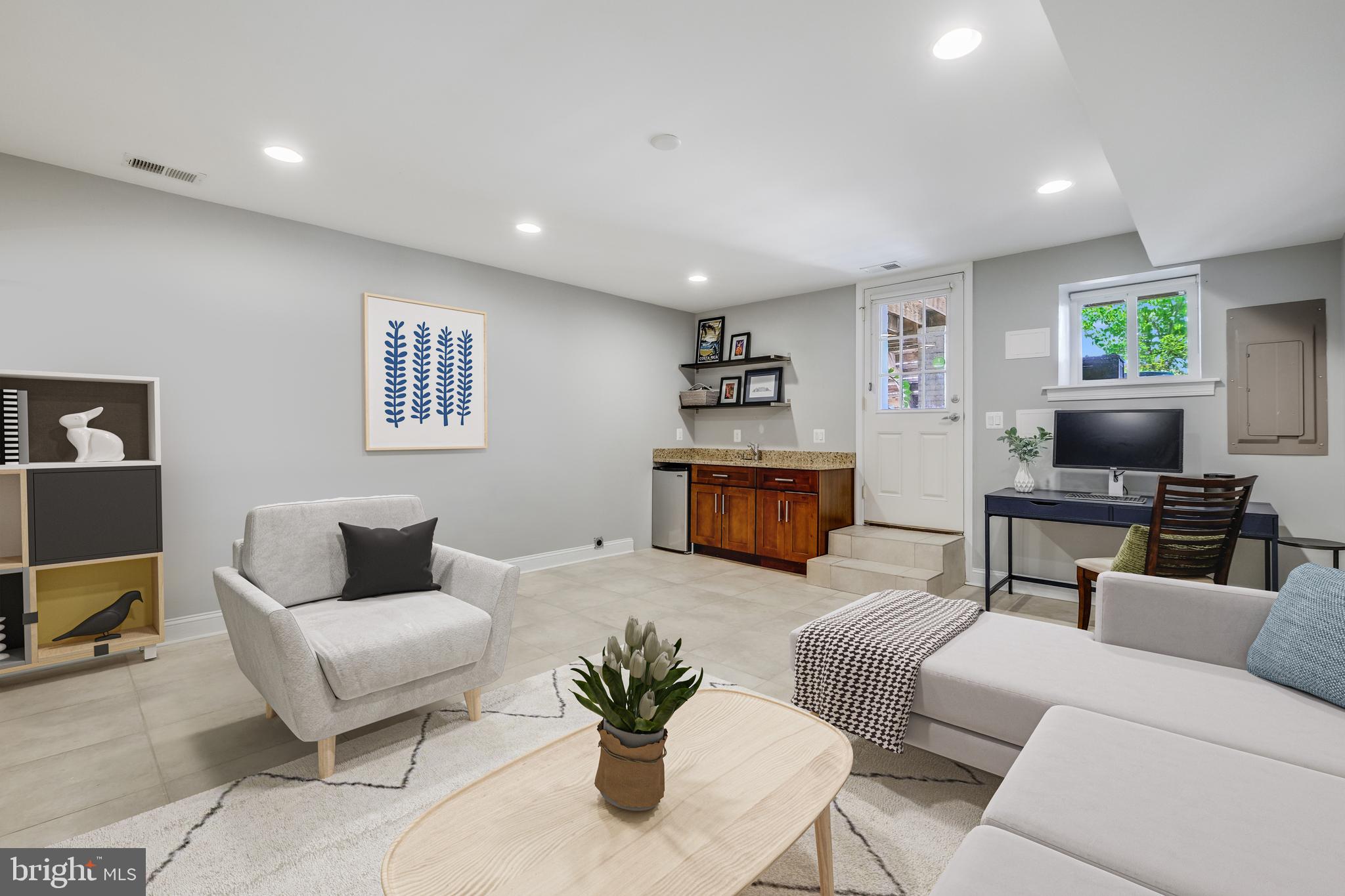 2915 NORTH CAPITOL STREET NE