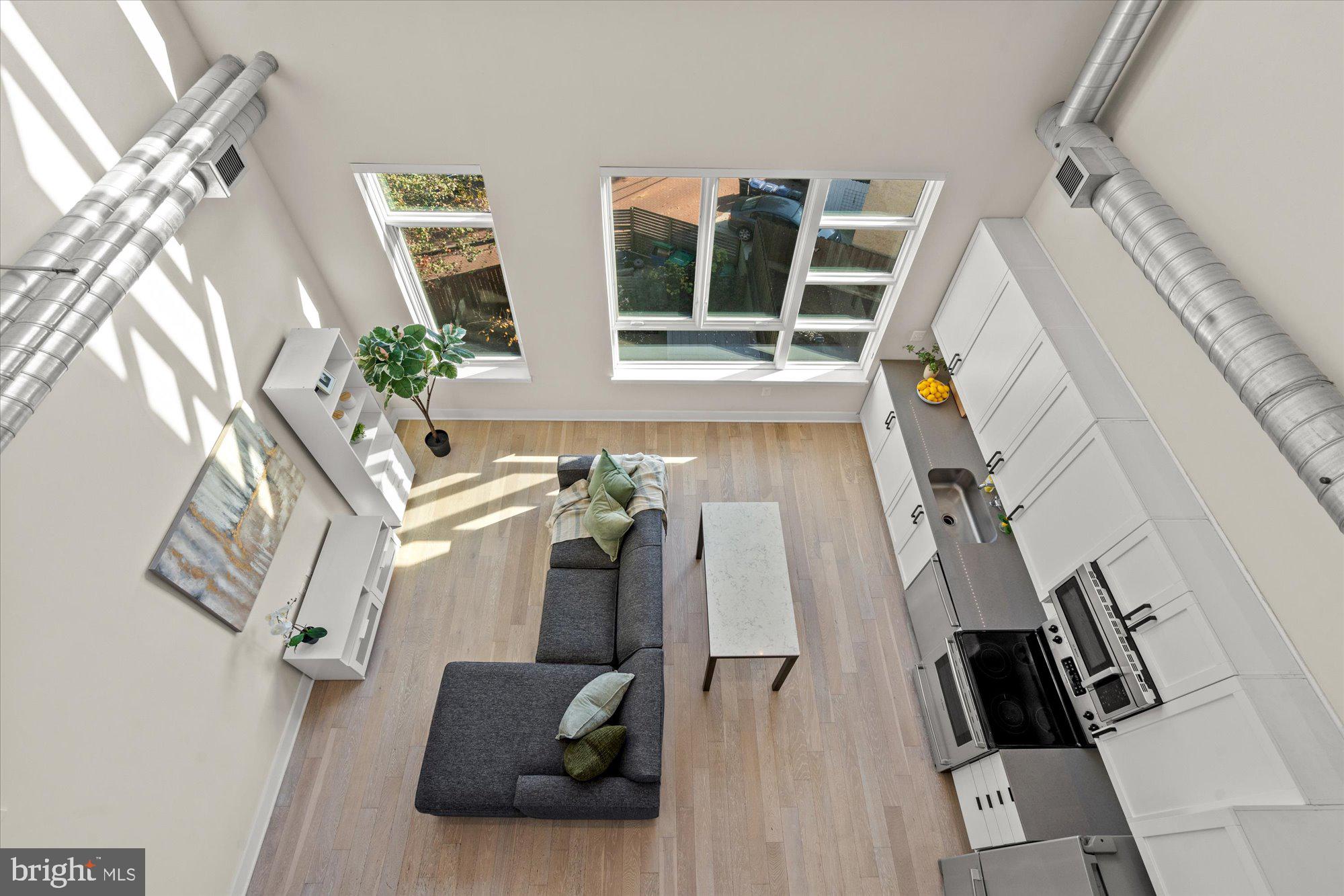 732 15th STREET SE Unit: 6