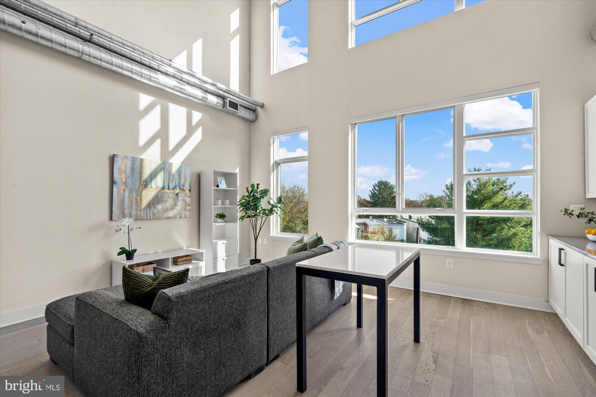 732 15th STREET SE Unit: 6