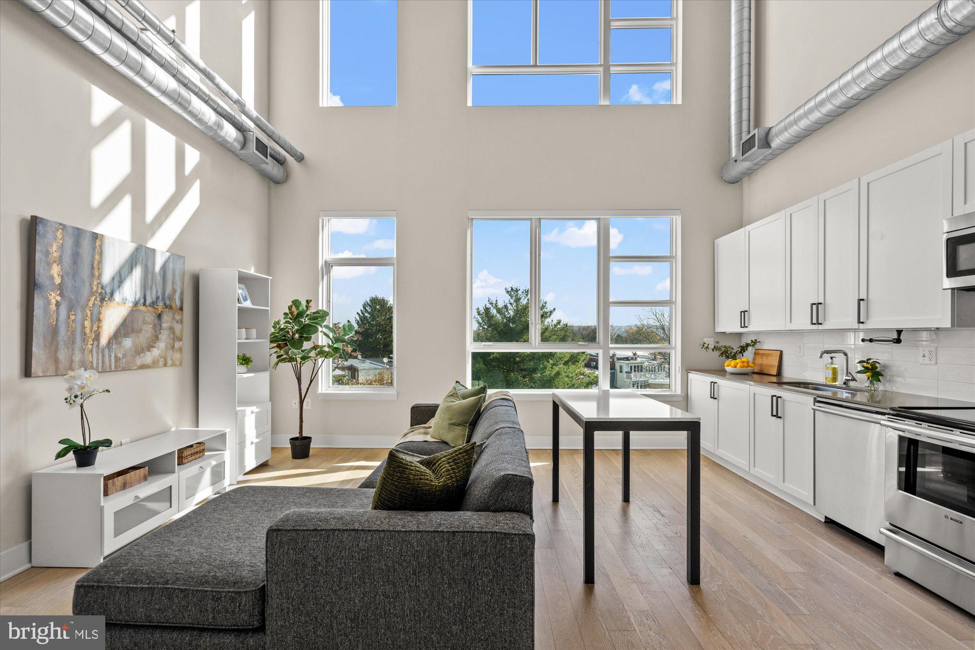 732 15th STREET SE Unit: 6